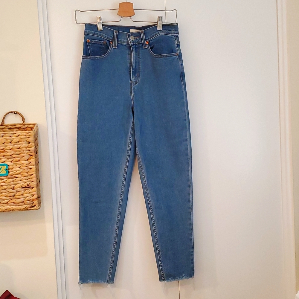 Levis mom jeans 26 new